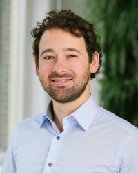 portrait photo Alexander van der Meer