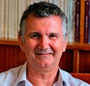 portrait photo Professor Nigel Worden